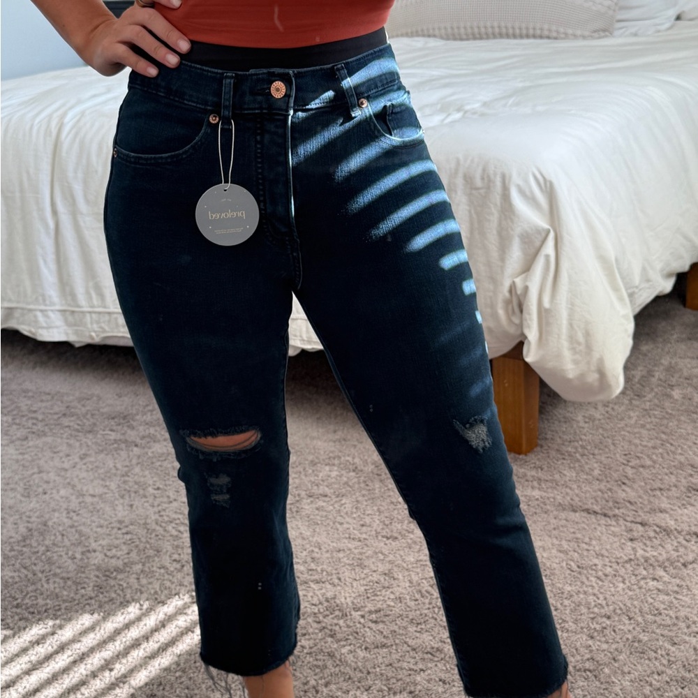 Express Dark denim Cropped Distressed Flare high rise stretch 6P